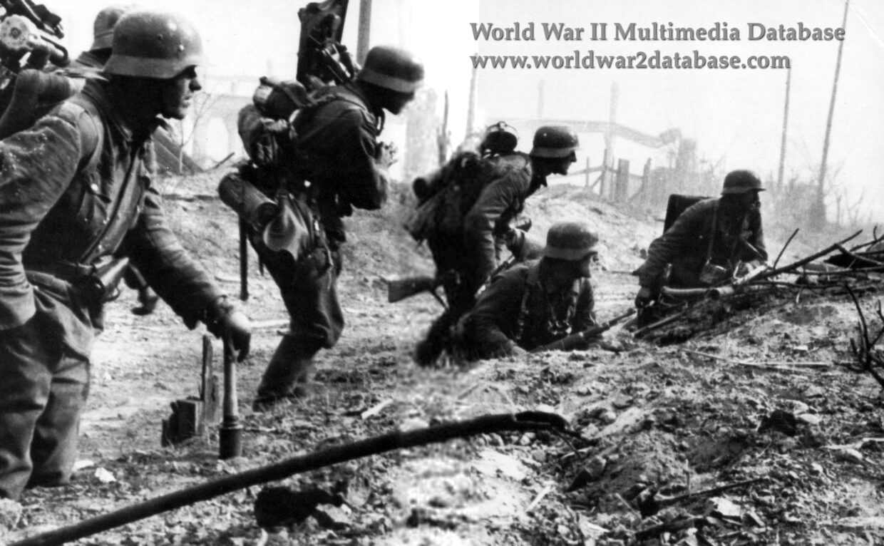 German Mortar Squad at Stalingrad